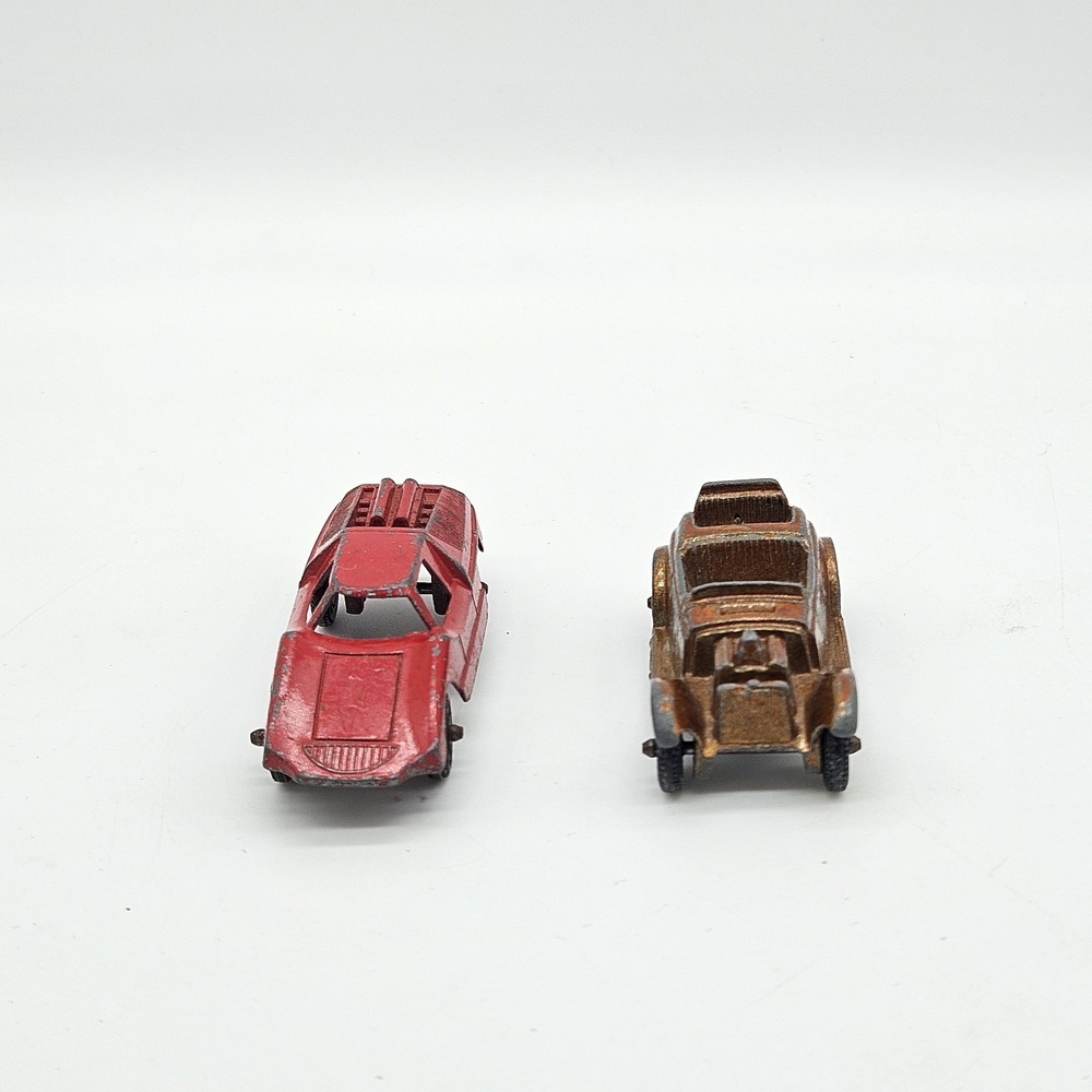 Vintage Tootsietoy Lot of 2 Diecast Cars - Red Fiat Abarth & Bronze Roadster - Picture 5 of 7